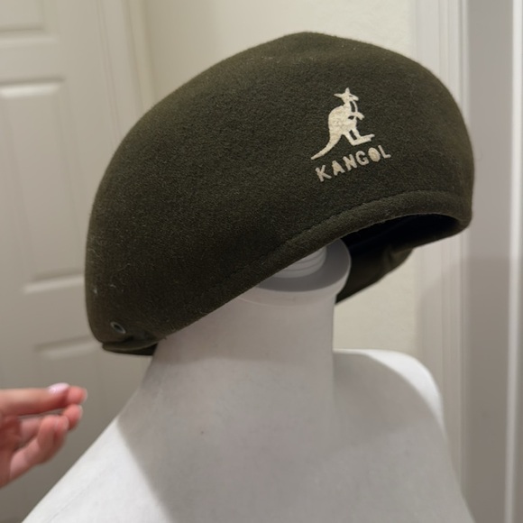 Vintage KANGOL Wool Hat Cabbie Newsboy Cap  Brown  Carimac England Size Small - Picture 2 of 9